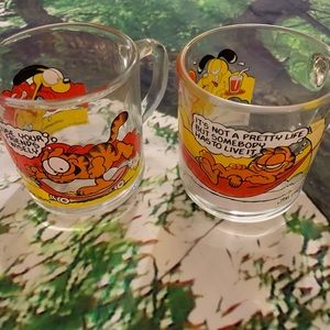 Vintage 1978 Garfield Jim Davis drinking glasses